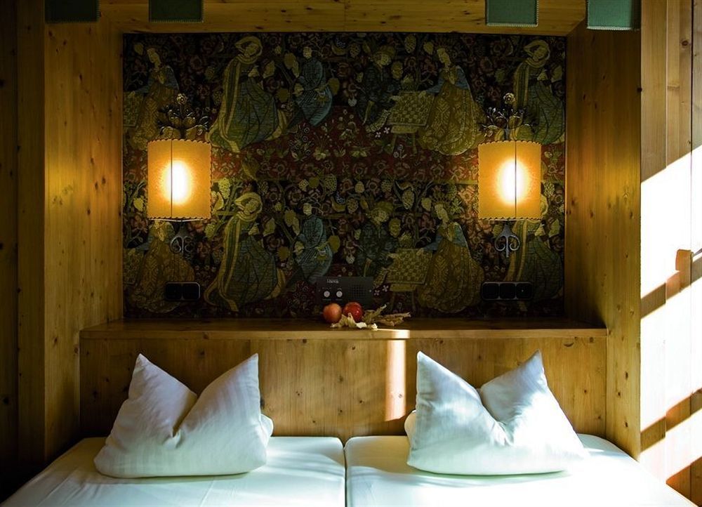 Hotel Family Schloss Rosenegg 4*