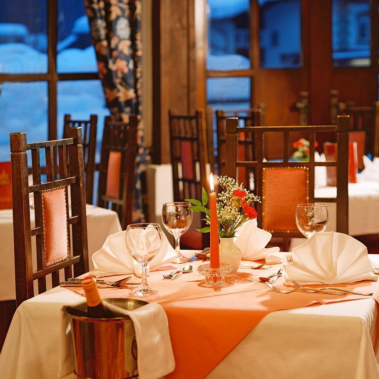 Family Schloss Rosenegg Hotel 4*
