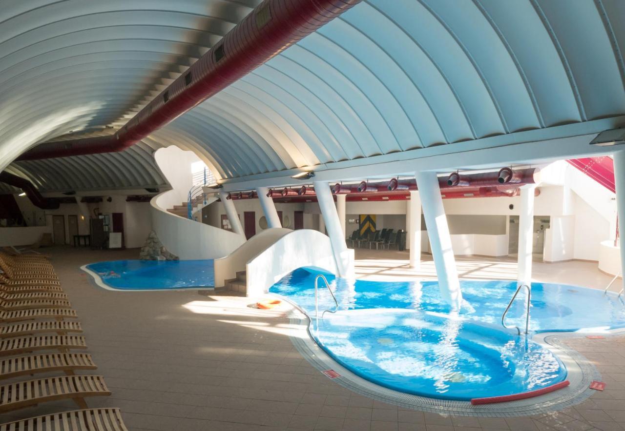 Family Schloss Rosenegg Hotel 4*